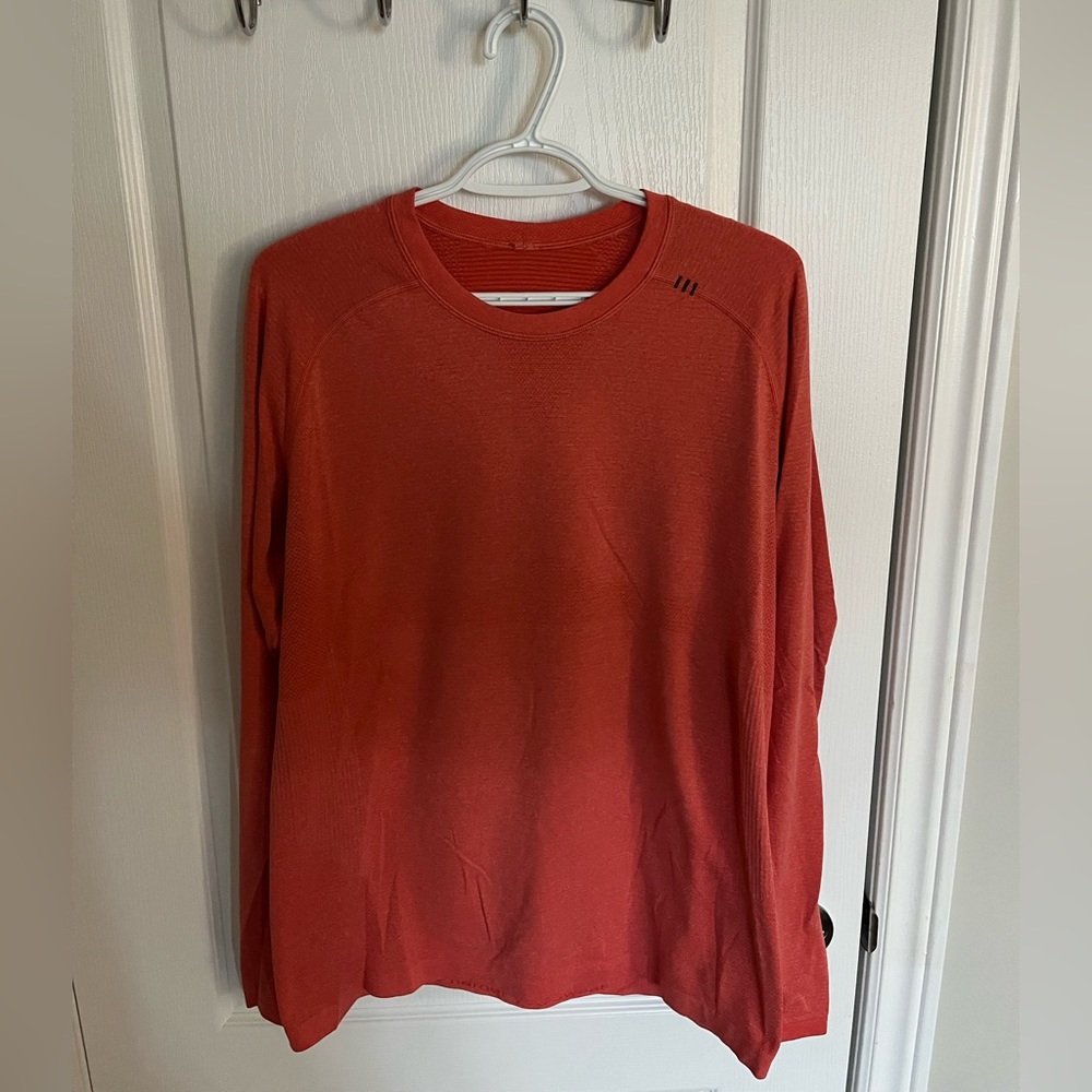 Men’s Lululemon Long sleeve